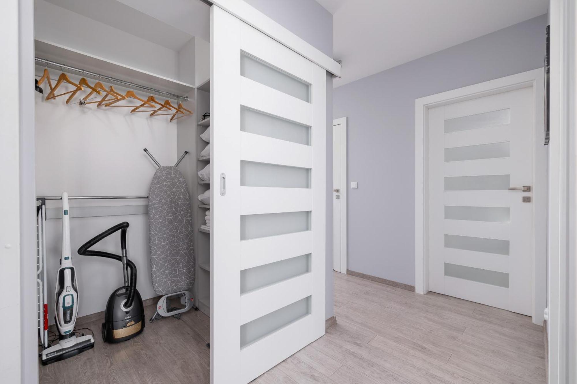 Cracow Pradnik Spacious & Family With 3 Bedroom By Renters Prestige * Krakau